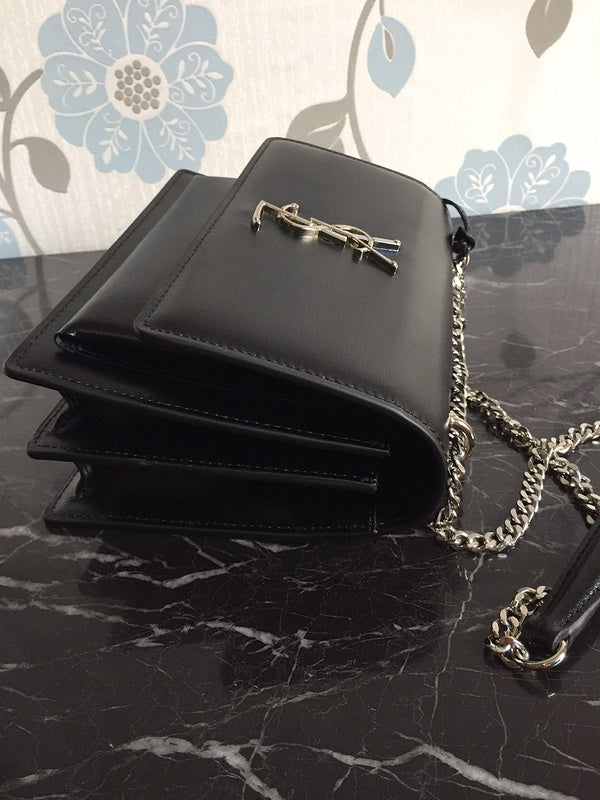 Amelia - YSL Bag - 3513
