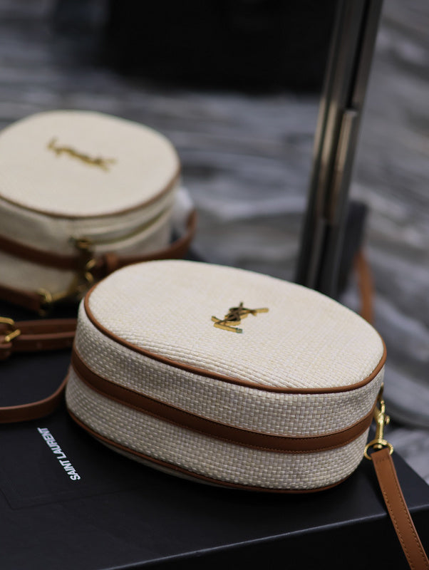 Amelia - YSL Bag - 1815
