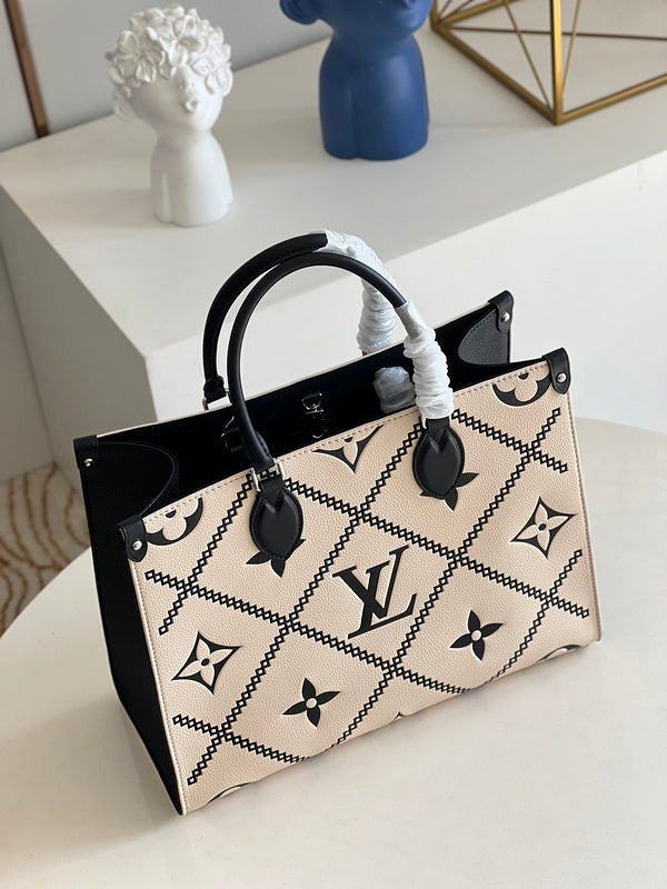 Fan Fashion Lu-Vi bags - 17158