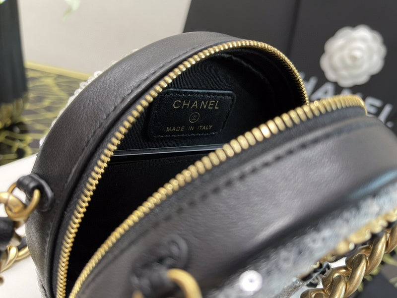Wellow Bags - Chanel - Bags  - 675