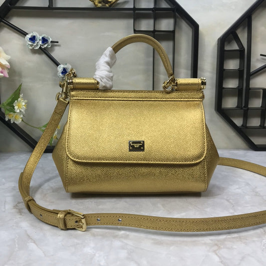 DG Medium Sicily Handbag In Dauphine Gold For Women 10.2in/26AmeliaDG 