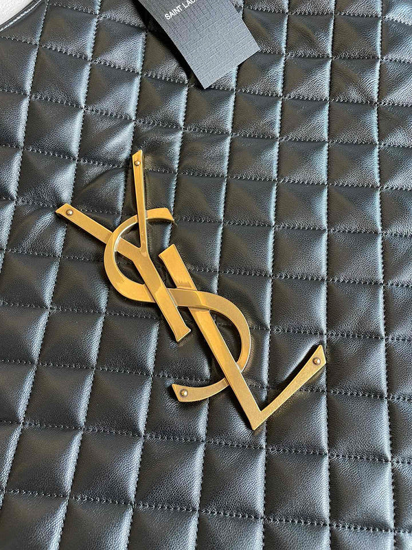 Amelia - YSL Bag - 3758
