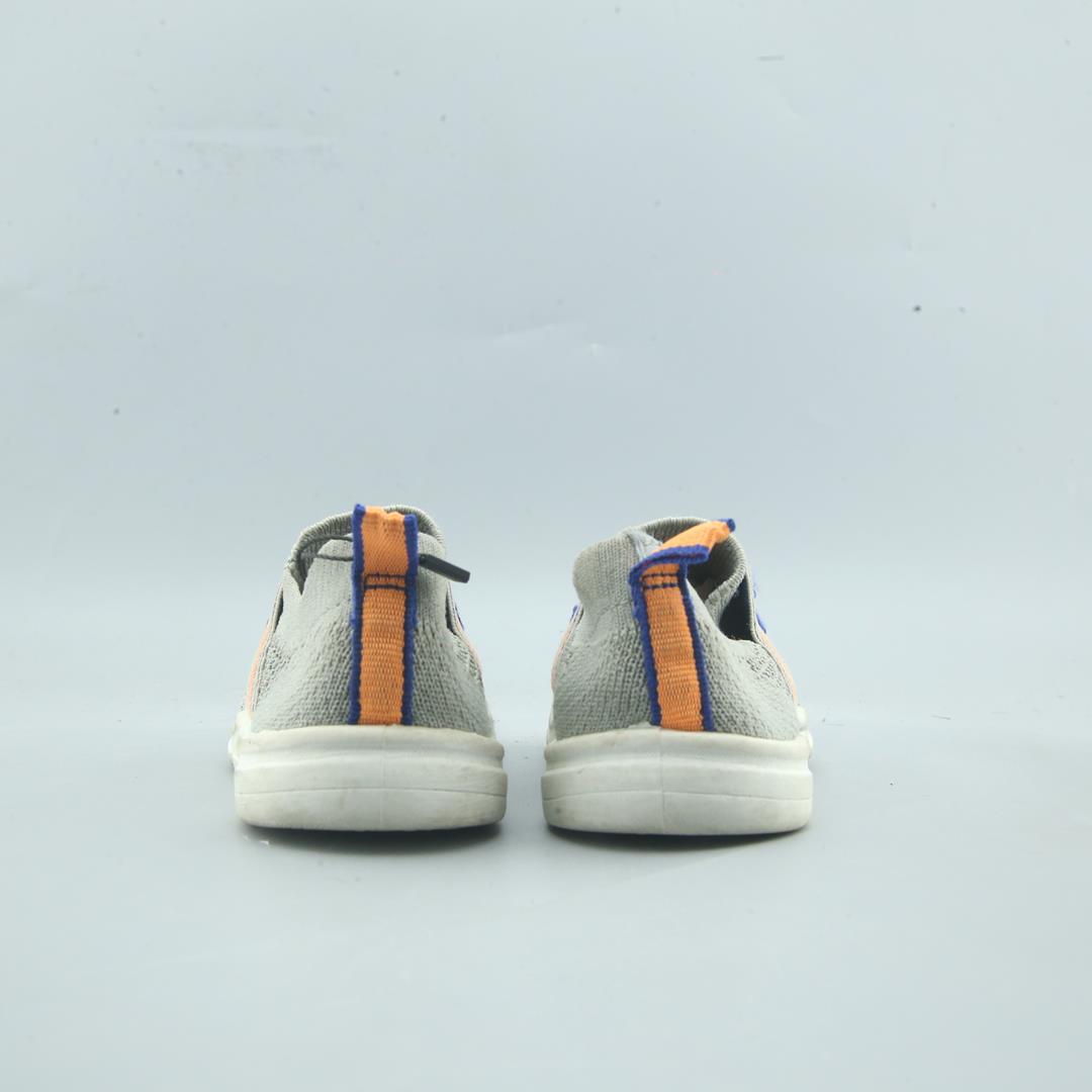 OSHKOSH B'GOSH .