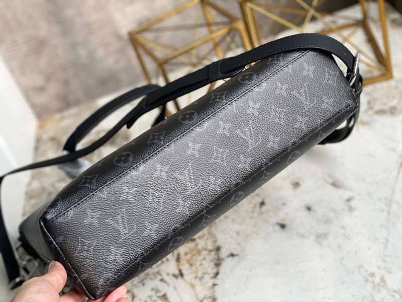 Fan Fashion Lu-Vi bags - 17177