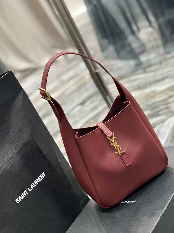 Amelia - YSL Bag - 3969