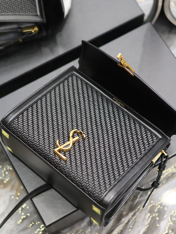 Amelia - YSL Bag - 1826