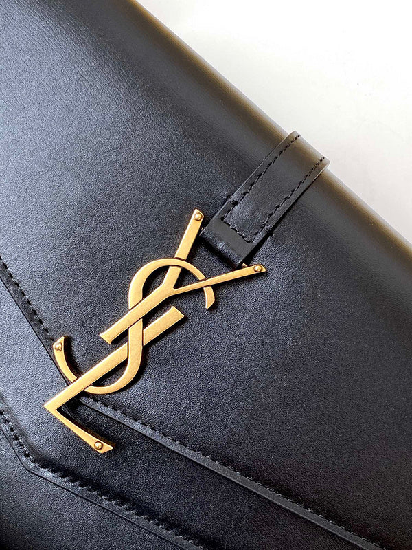 Amelia - YSL Bag - 3609