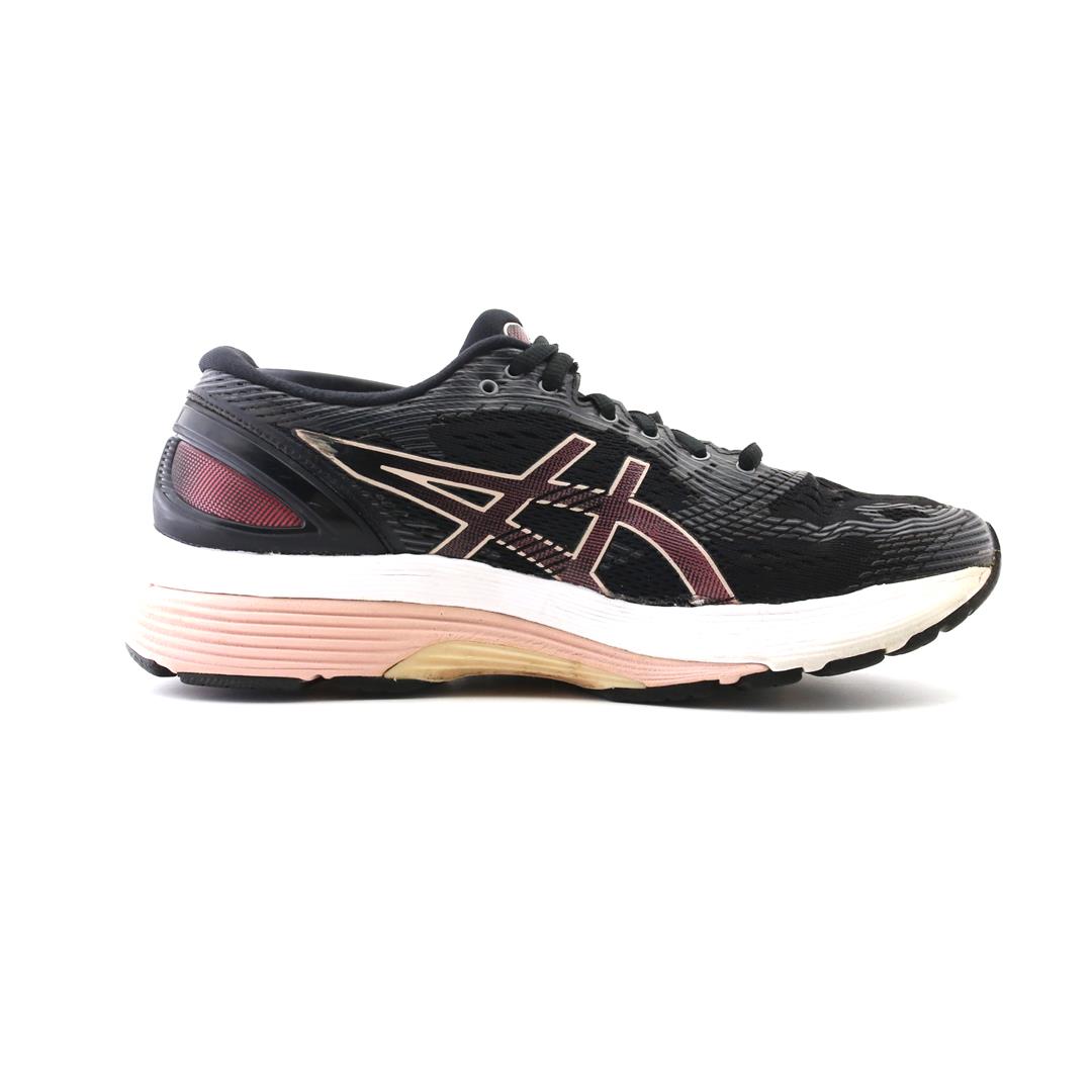 ASICS GEL NIMBUS 21