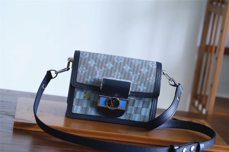 Fan Fashion Lu-Vi bags - 8132