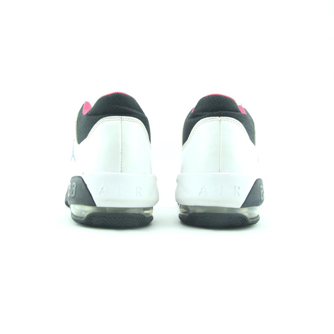 JORDAN MAX AURA 3 GS