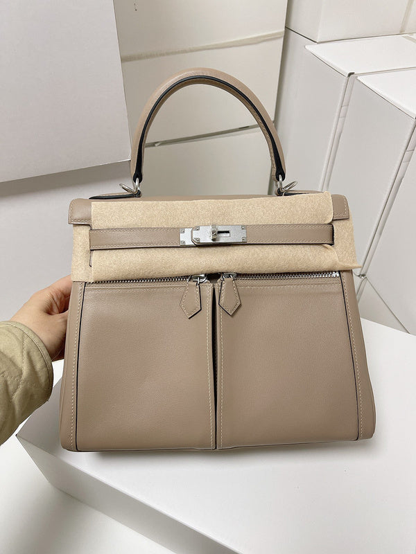 Amelia - HMS Bags - 1814