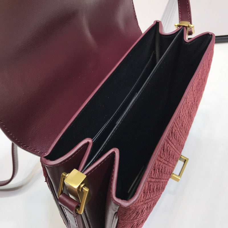 Amelia - YSL Bag - 2246