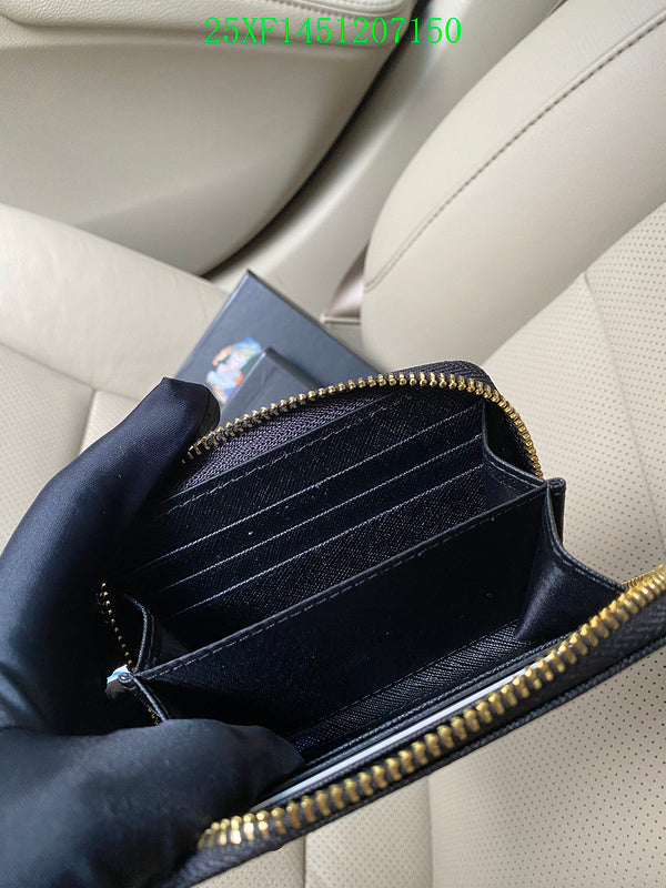 Amelia - PD Wallet - 080