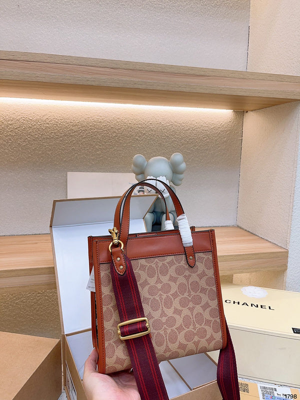 Amelia - CCH Bags - 011