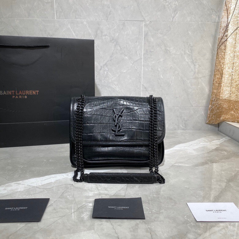 Amelia - YSL Bag - 4067