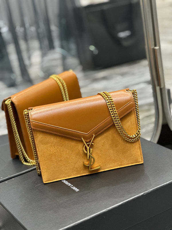 Amelia - YSL Bag - 3903