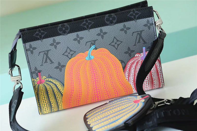 Fan Fashion Lu-Vi bags - 9945