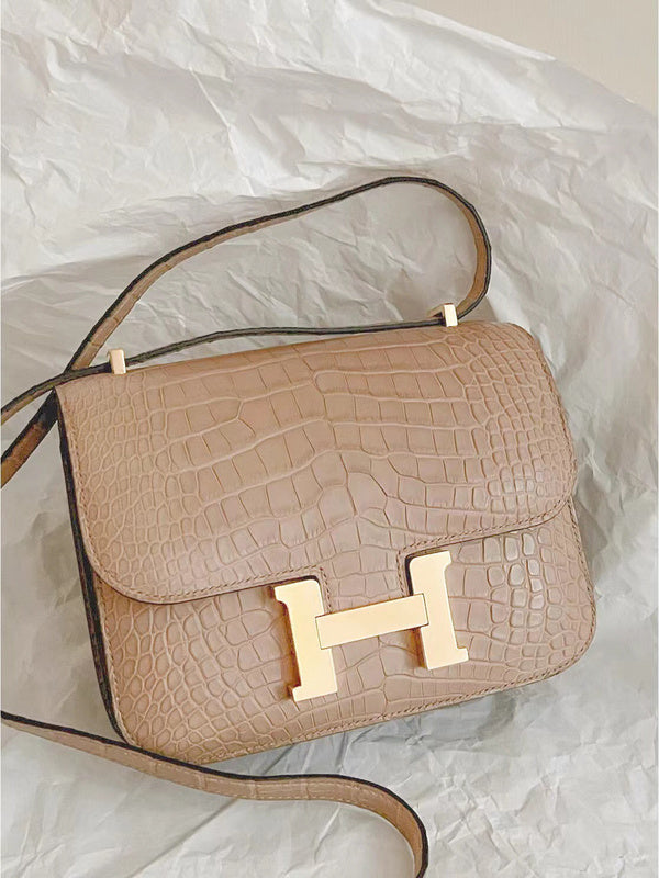 Amelia - HMS Bags - 1595