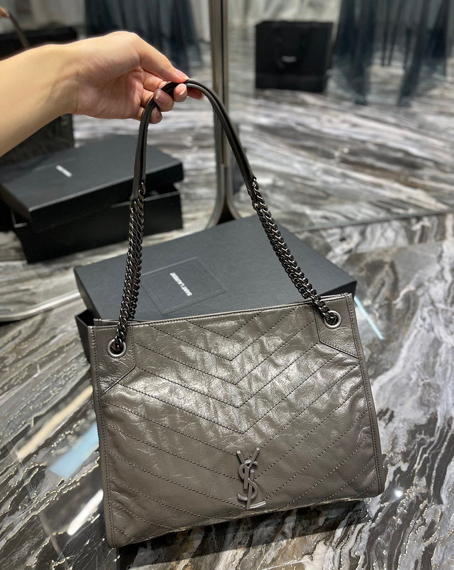 Amelia - YSL Bag - 3949
