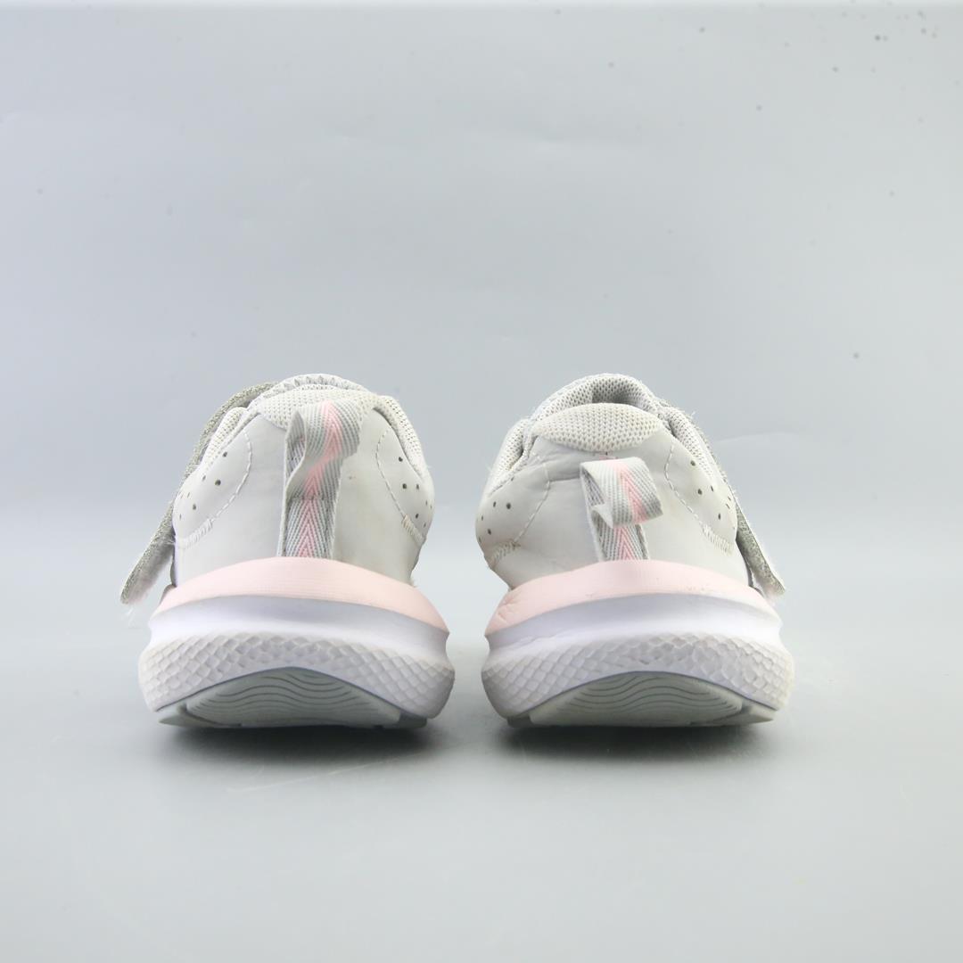 UNDER ARMOUR ASSERT 10