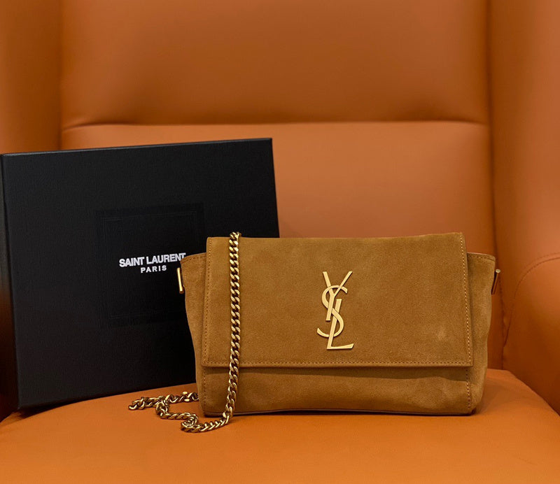 Amelia - YSL Bag - 2046