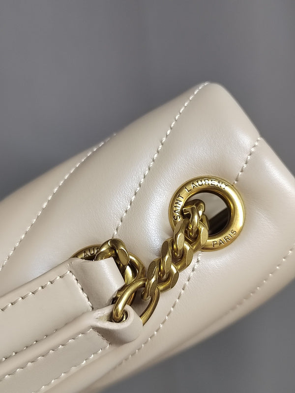 Amelia - YSL Bag - 2032