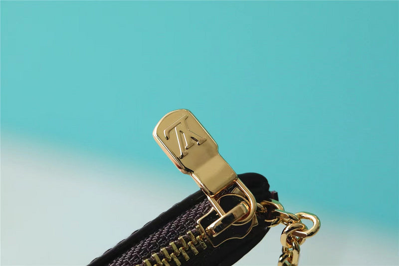 Fan Fashion Lu-Vi bags - 8821