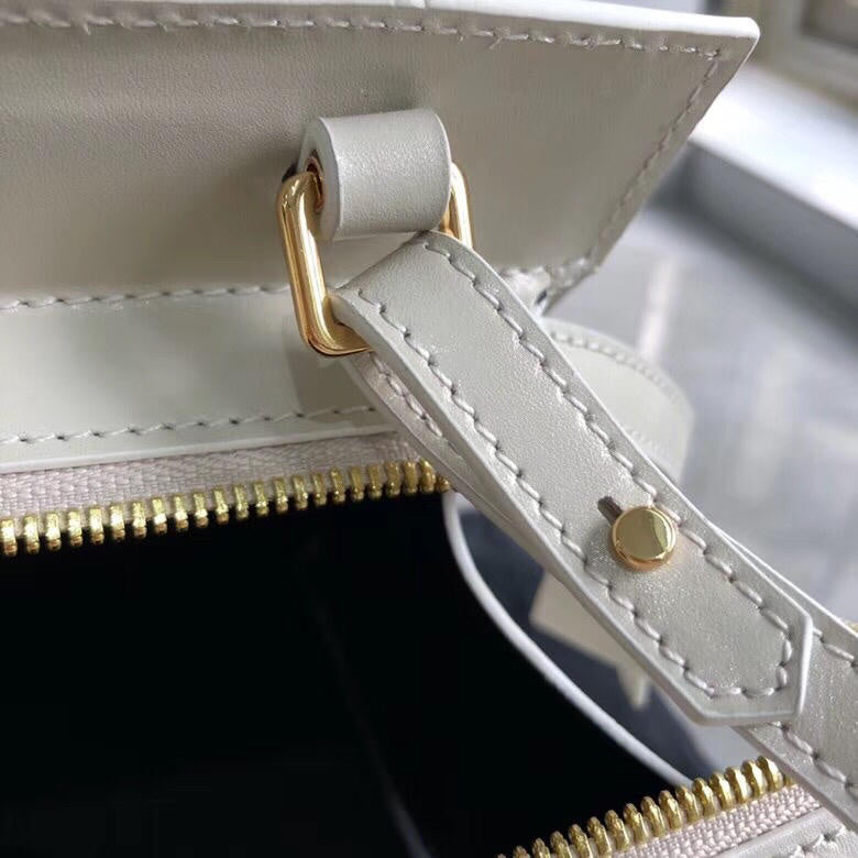 Amelia - YSL Bag - 2781