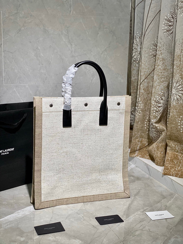 Amelia - YSL Bag - 4109