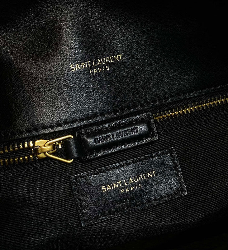 Amelia - YSL Bag - 2101