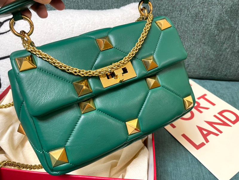 Amelia's Bag Gallery - VEL Bags - 370