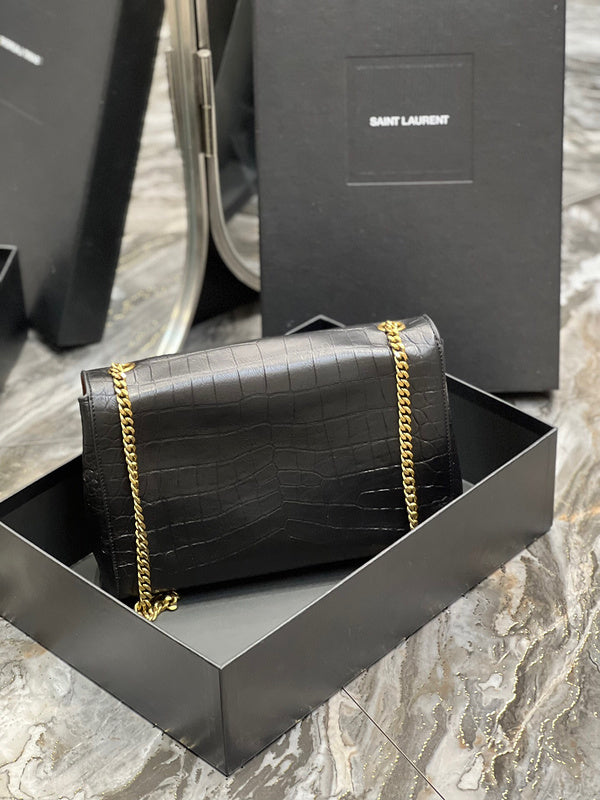 Amelia - YSL Bag - 3782