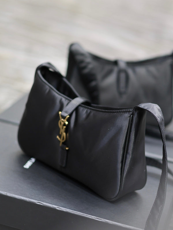 Amelia - YSL Bag - 1930