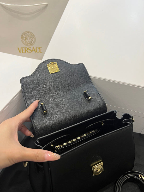 Amelia's Bag Gallery - VAR Bags - 152