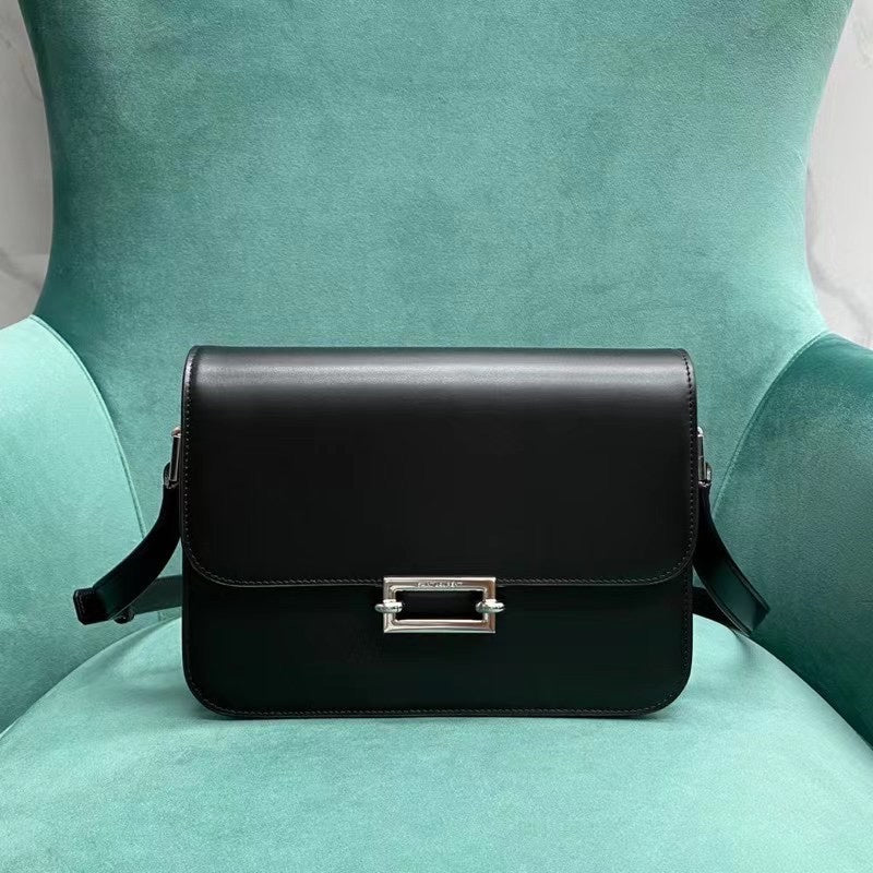Amelia - YSL Bag - 2377