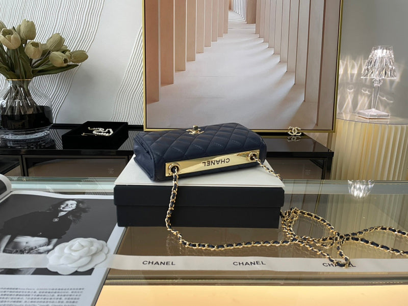 Wellow Bags - Chanel - Bags  - 389