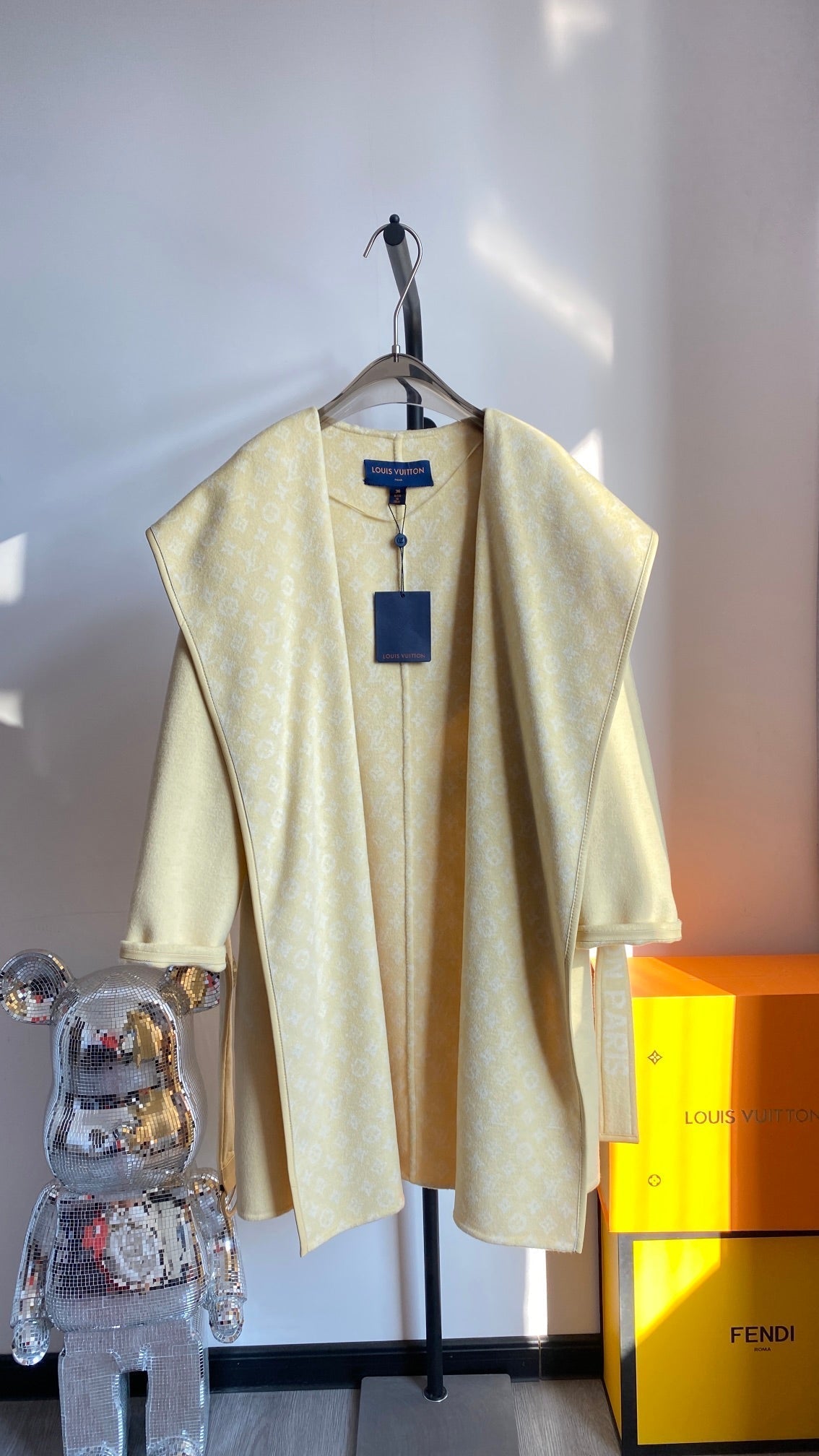 Luxury Louis Vuitton  Wrap Coat 035
