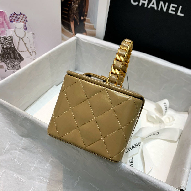 Wellow Bags - Chanel - Bags  - 1012