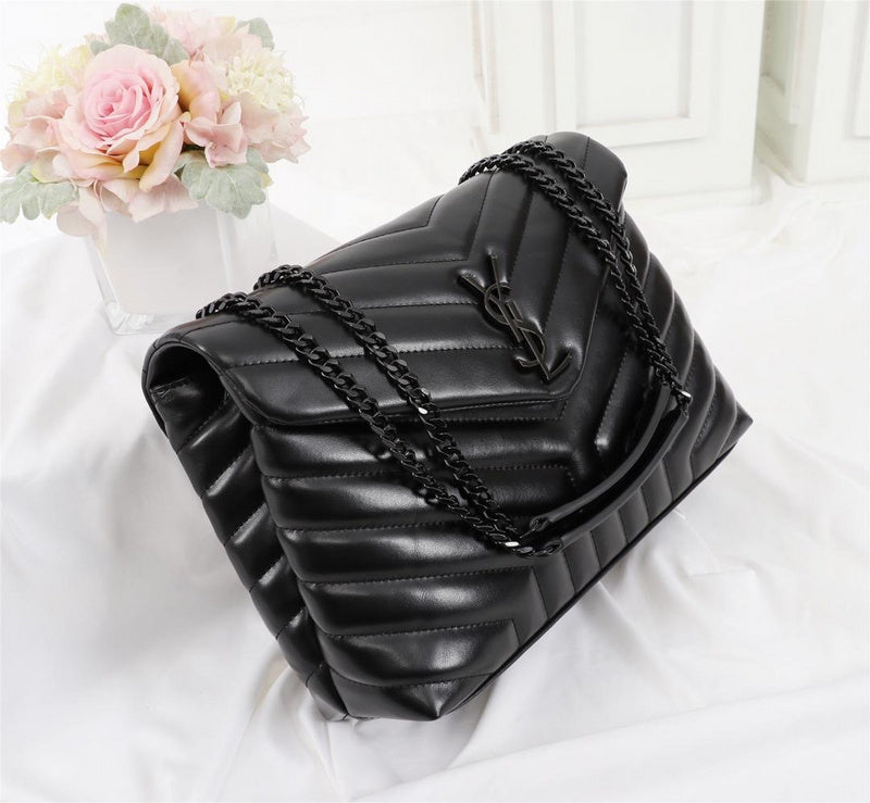 Amelia - YSL Bag - 2852