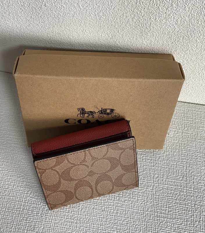 Amelia-i CAH Bags - 014