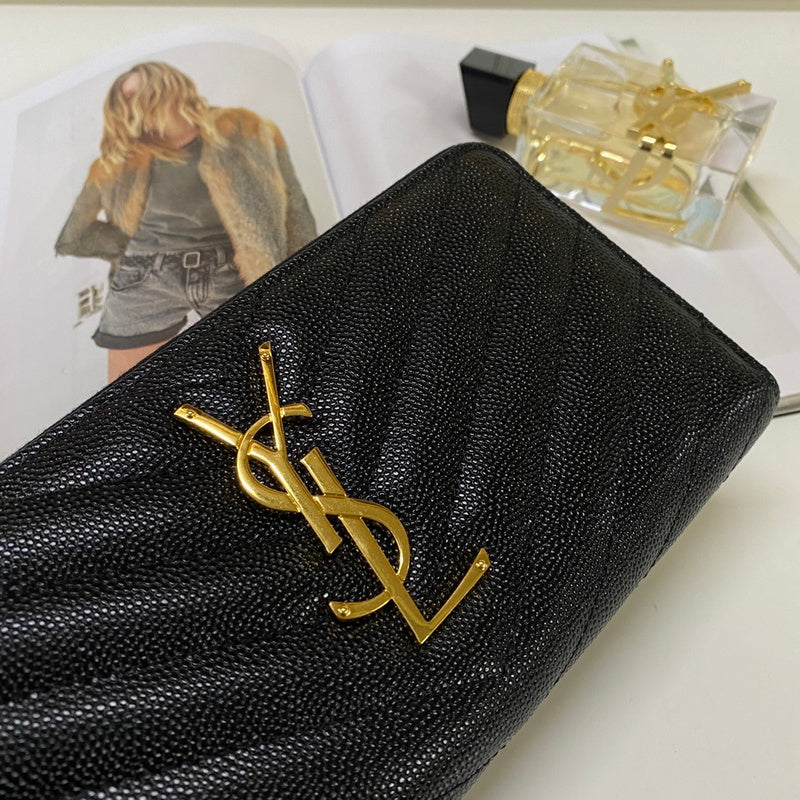 Amelia - YSL Bag - 3828