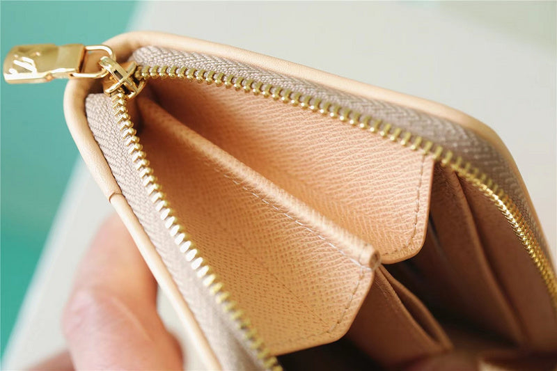 Fan Fashion Lu-Vi bags - 8727