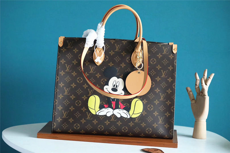 Fan Fashion Lu-Vi bags - 8645