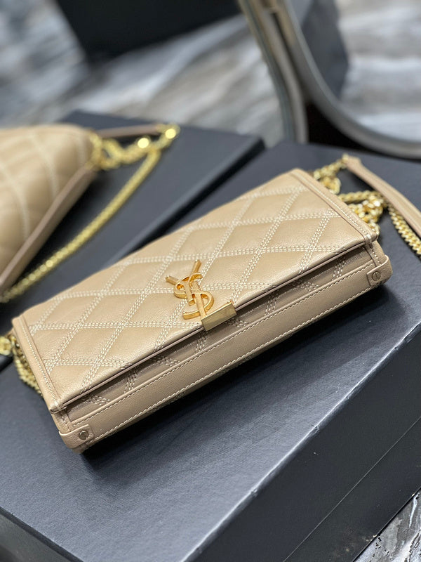 Amelia - YSL Bag - 2465