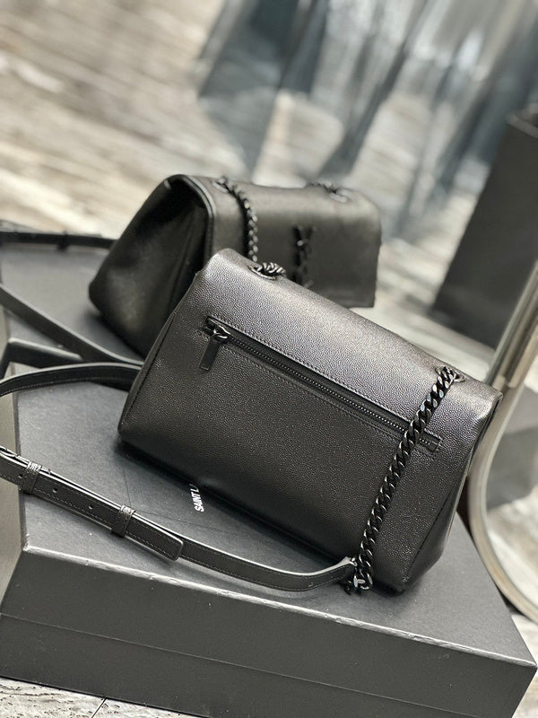 Amelia - YSL Bag - 2510
