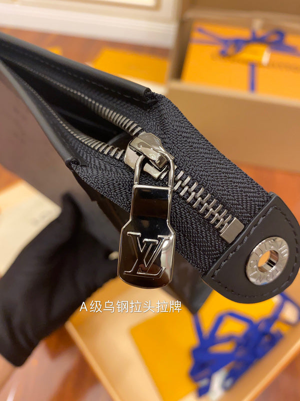 Fan Fashion Lu-Vi bags - 17233