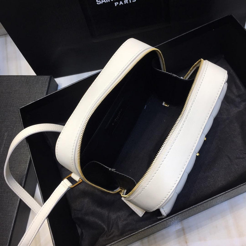 Amelia - YSL Bag - 2673