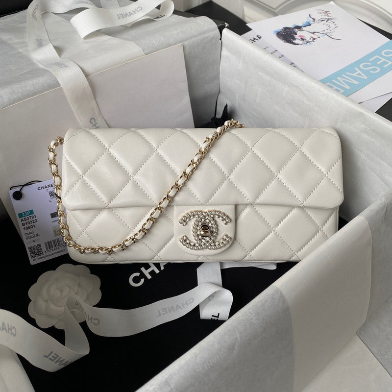 Wellow Bags - Chanel - Bags  - 217