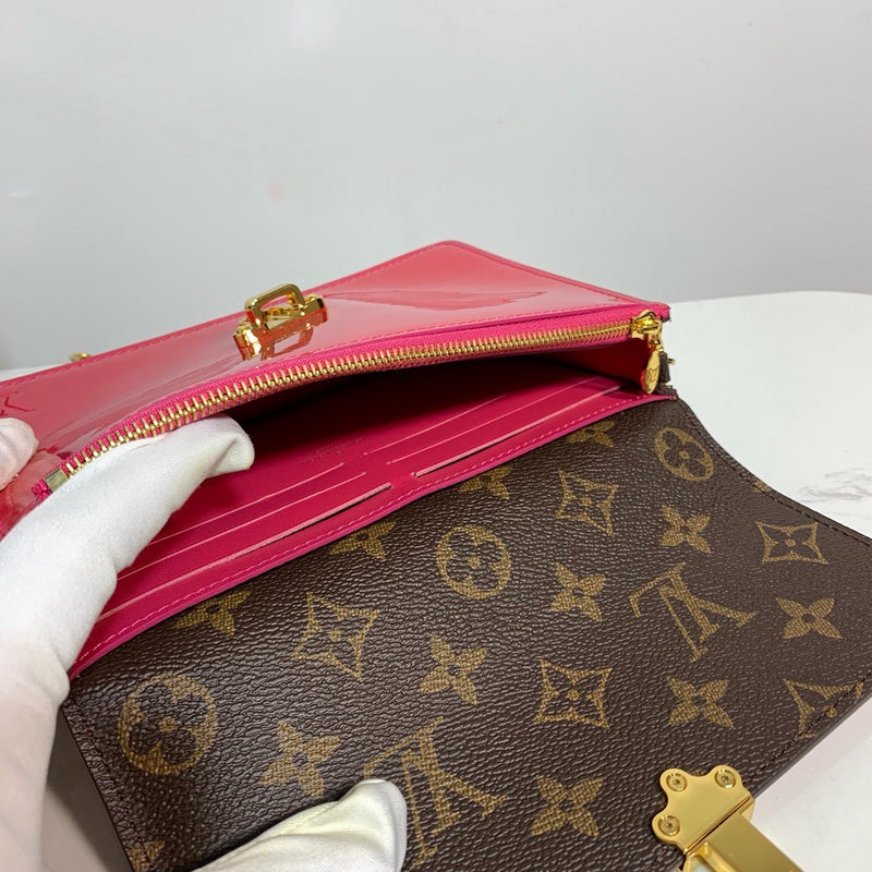 Fan Fashion Lu-Vi bags - 9141