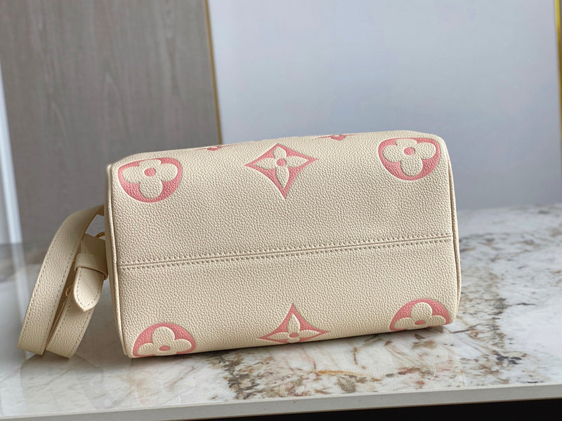 Amelia's Bag Gallery - LOV Bags - 712